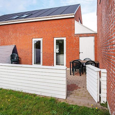 4 Person Holiday Home In R M Sonderby  Екстер'єр фото